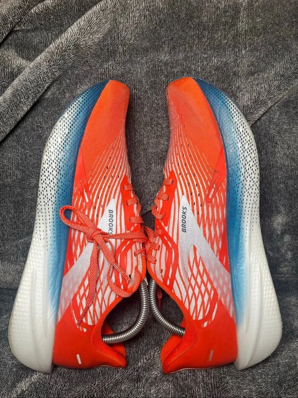 Brooks Hyperion Max Men's Size 10.5 Running Shoes Orange Blue 1103901D887⁠